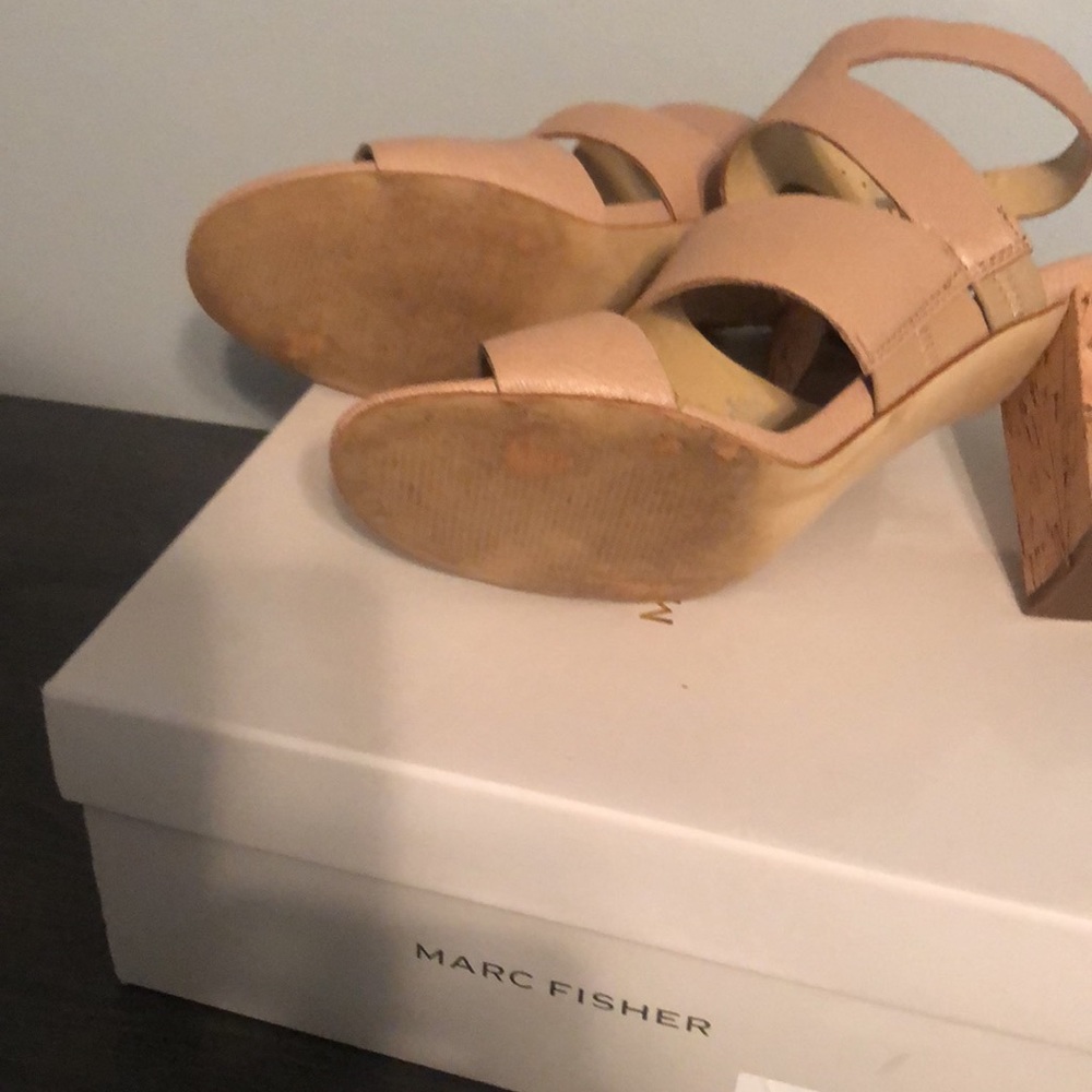 Marc Fisher sandals - Picture 4 of 5